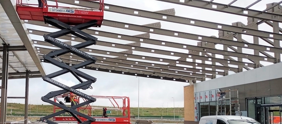 Alaçatı Manlift Kiralama, Manlift Kiralama Alaçatı, Alaçatı Manlift Platfrom