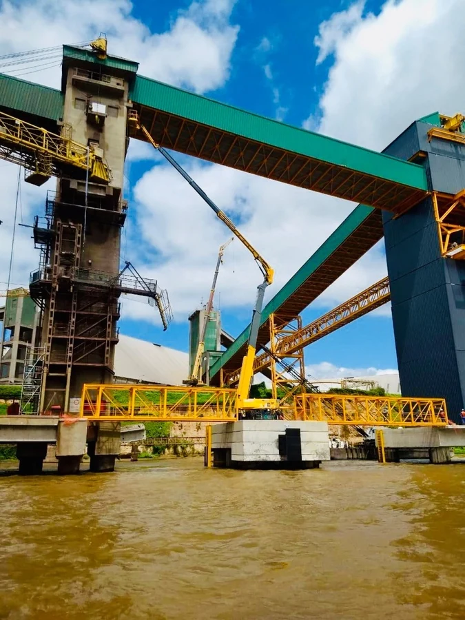 İzmir Kiralık Manlift 44 41,5 metre Dizel Eklemli Platform — Haulotte HA41 RTJ PRO